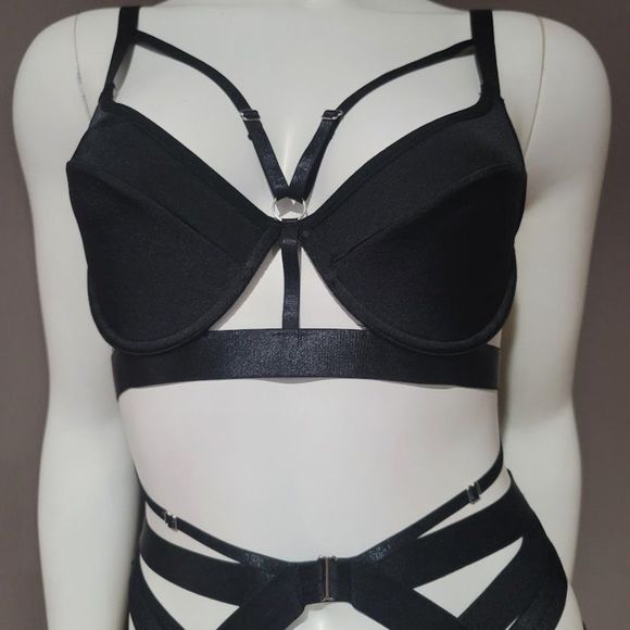 Harness Garter Lingerie Set - Picture 5 of 10